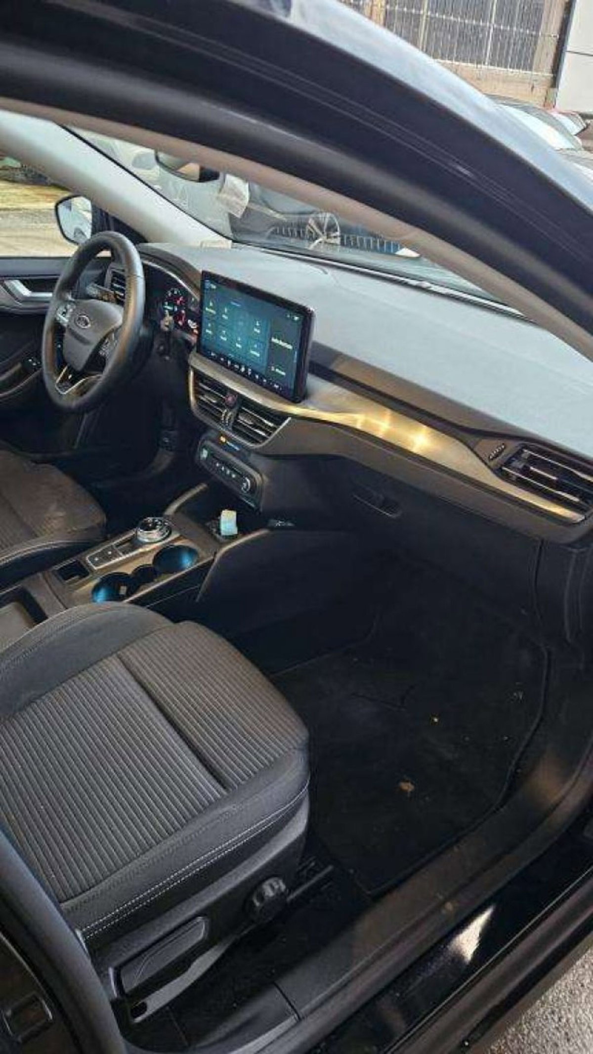 Ford Focus Station Wagon 1.5 ecoblue Titanium Edition 115cv auto (10)
