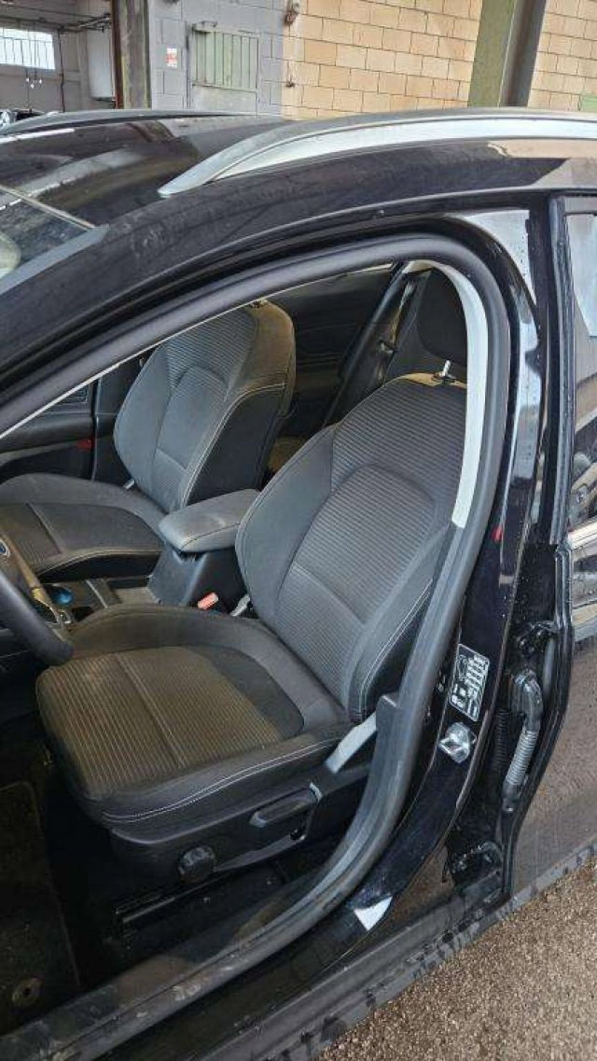 Ford Focus Station Wagon 1.5 ecoblue Titanium Edition 115cv auto (14)
