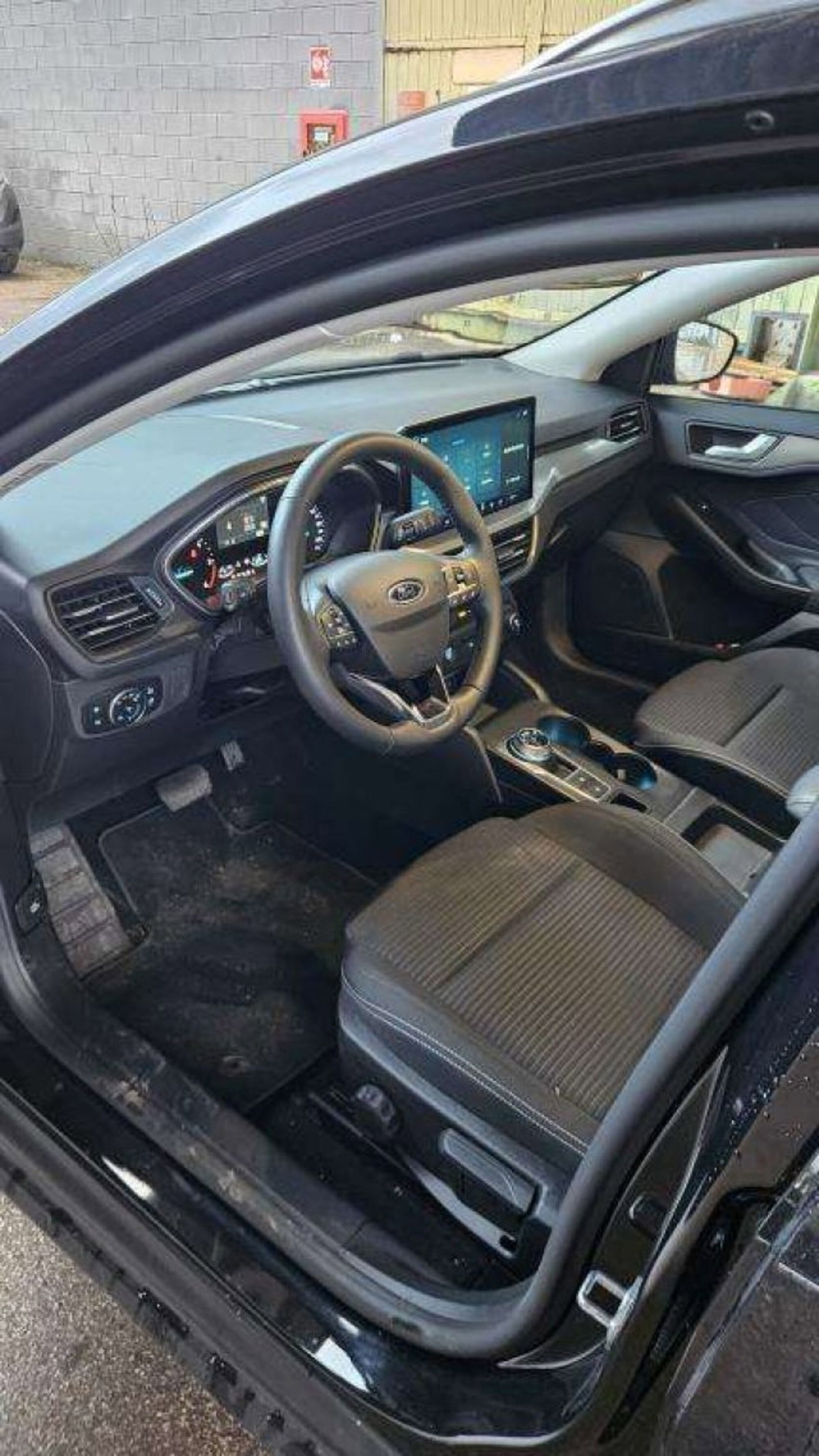 Ford Focus Station Wagon 1.5 ecoblue Titanium Edition 115cv auto (15)