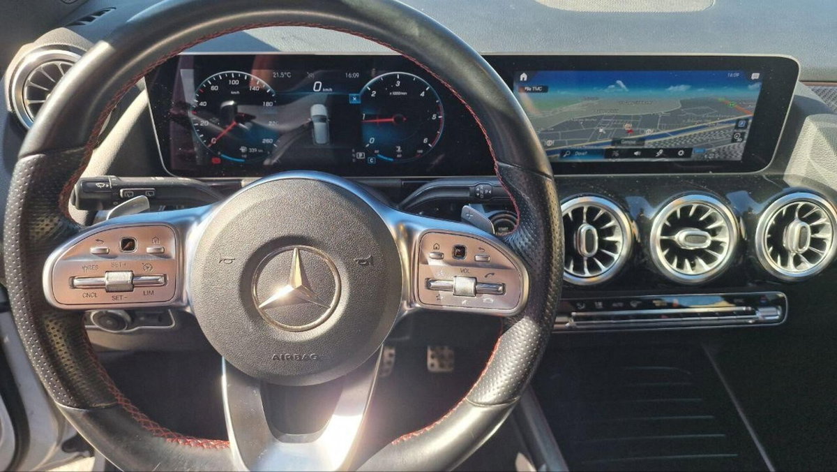 Mercedes-Benz Classe B 180 d Automatic Premium (9)