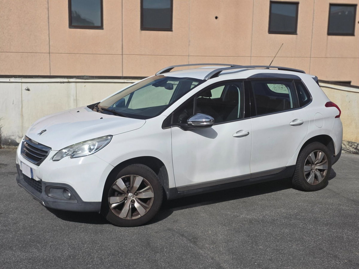 Peugeot 2008 VTi 82CV Allure (3)