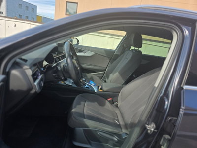 Audi A4 Avant 2.0 TDI 150 CV ultra S tronic Business (10)