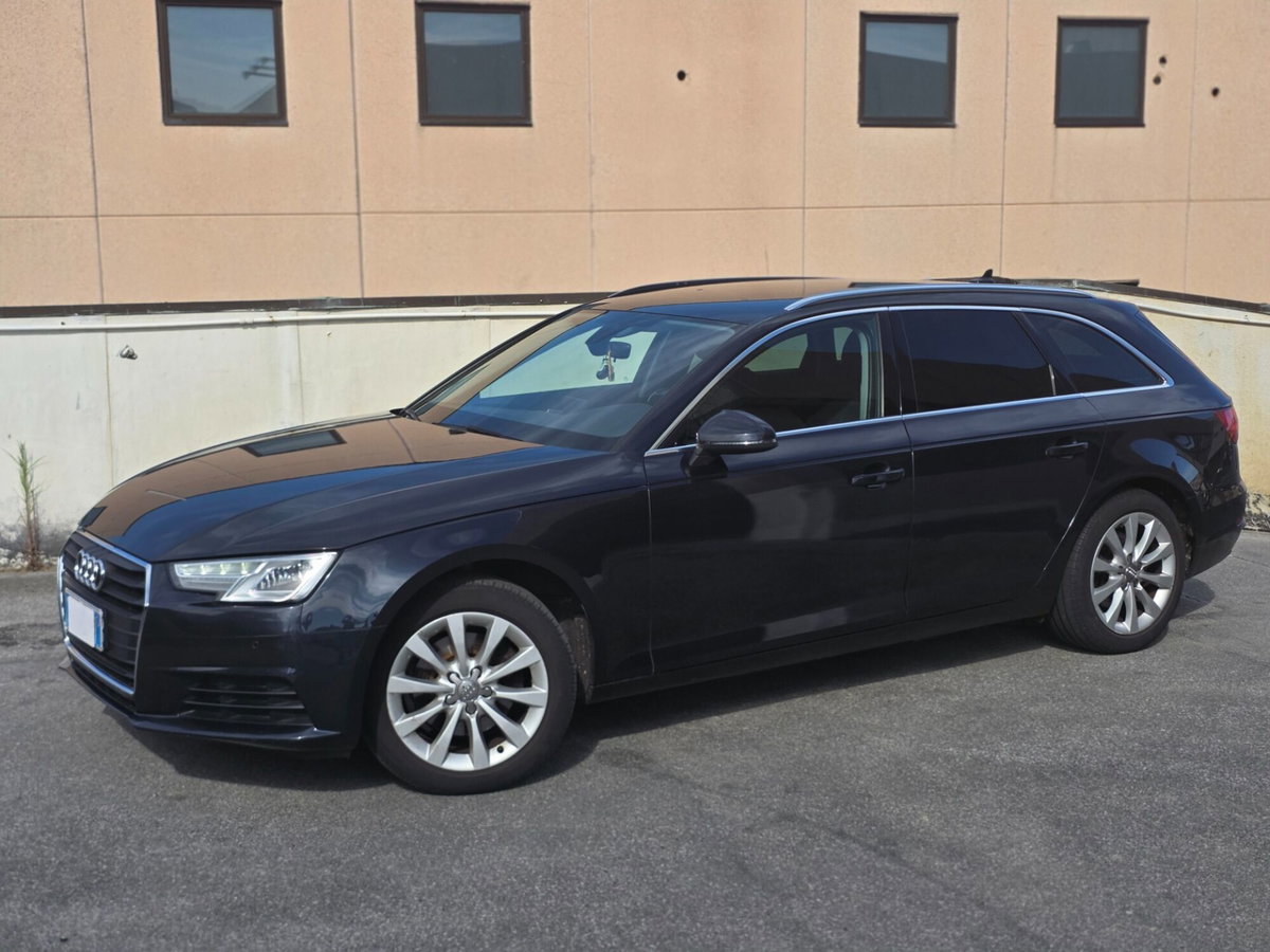 Audi A4 Avant 2.0 TDI 150 CV ultra S tronic Business (4)