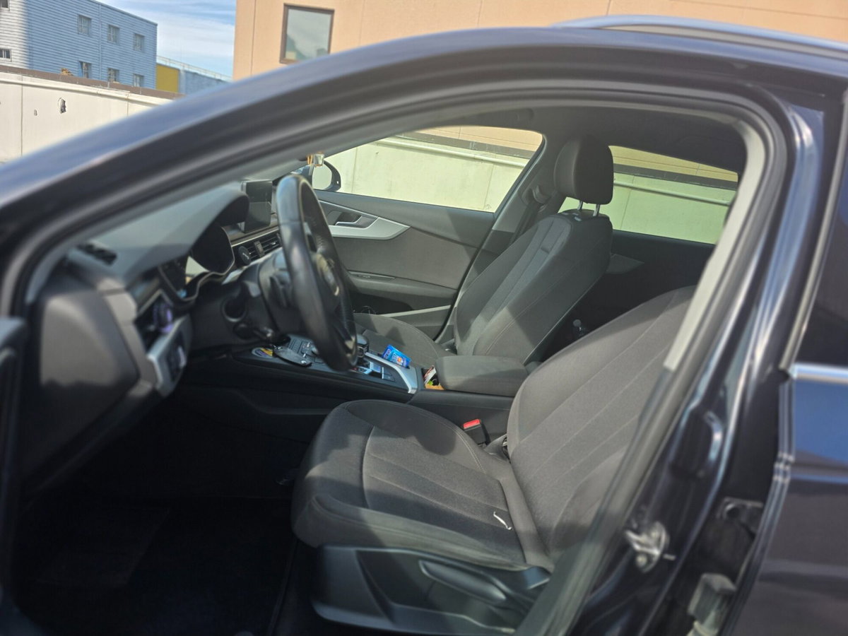 Audi A4 Avant 2.0 TDI 150 CV ultra S tronic Business (9)