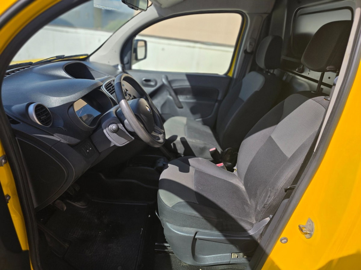 Renault Kangoo 1.5 dCi 90CV F.AP. Stop & Start 5 porte Energy (11)