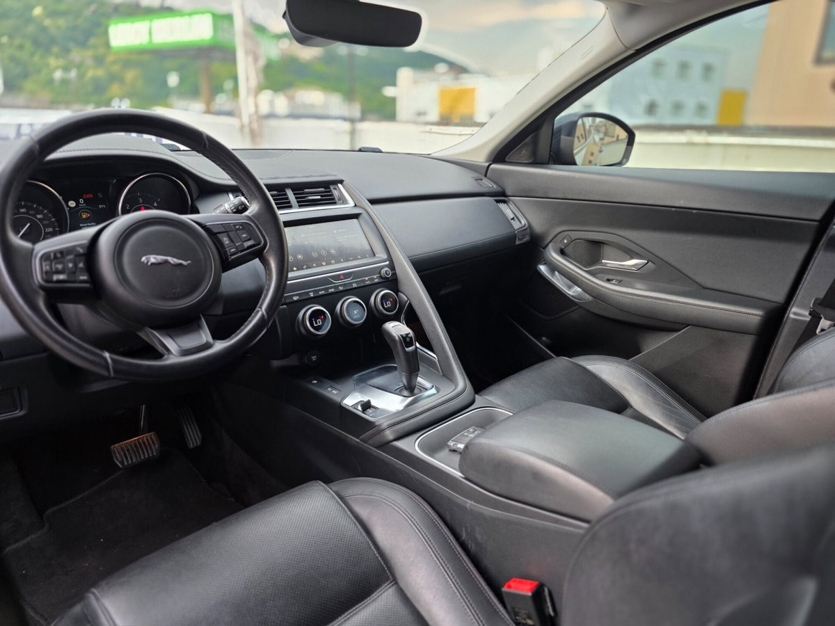 Jaguar E-Pace 2.0D 150 CV AWD aut. R-Dynamic HSE (12)