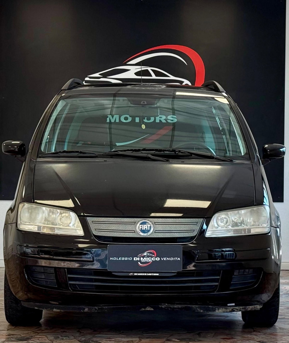 Fiat Idea 1.4 16V Emotion (2)