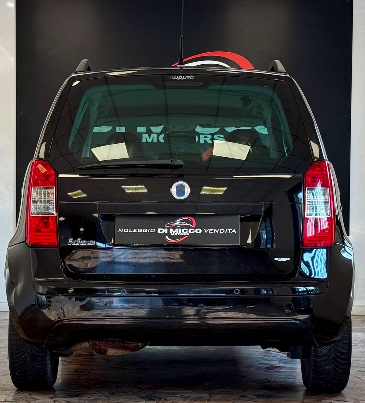 Fiat Idea 1.4 16V Emotion (6)