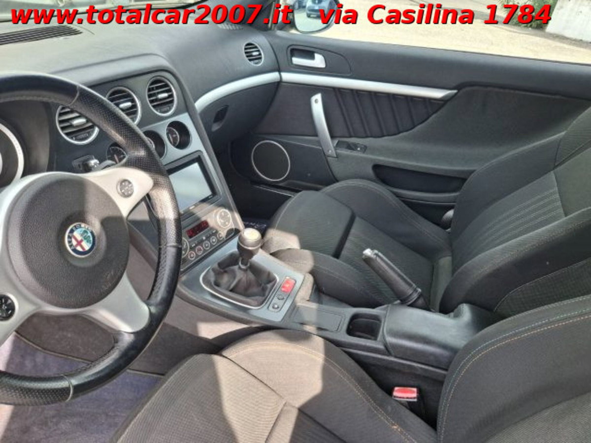 Alfa Romeo Brera 2.2 JTS (10)