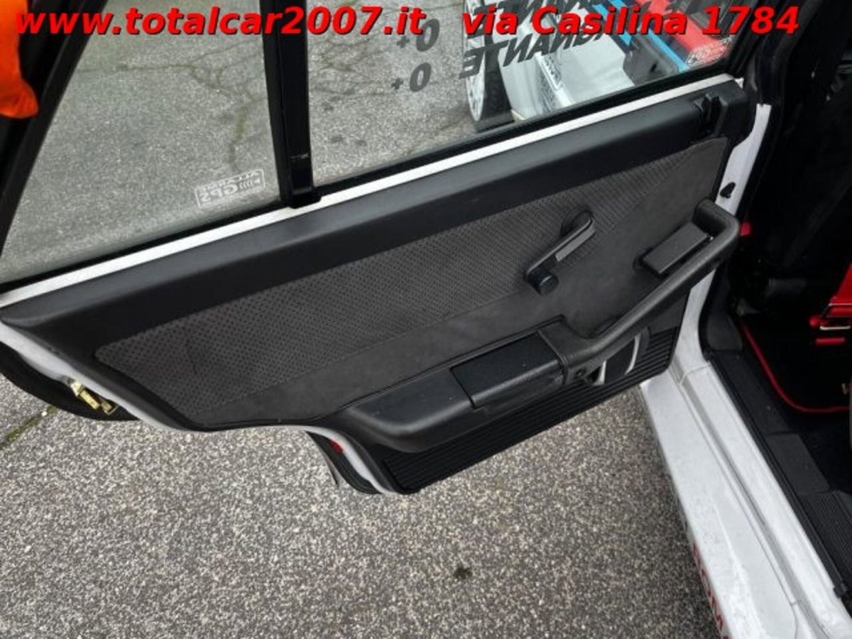 Lancia Delta turbo 16V HF integrale (10)