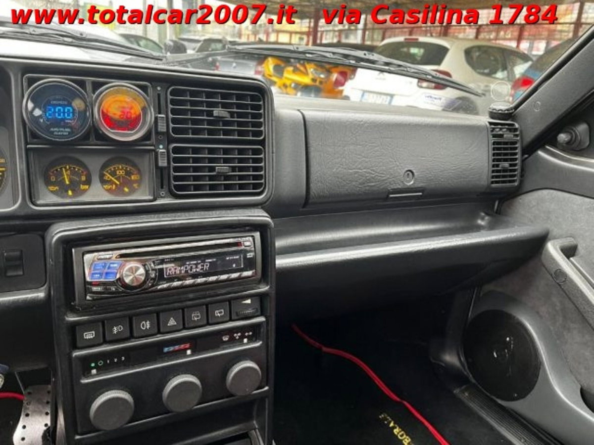 Lancia Delta turbo 16V HF integrale (13)