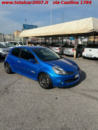 Renault Clio 2.0 16V 200CV 3 porte RS (2)