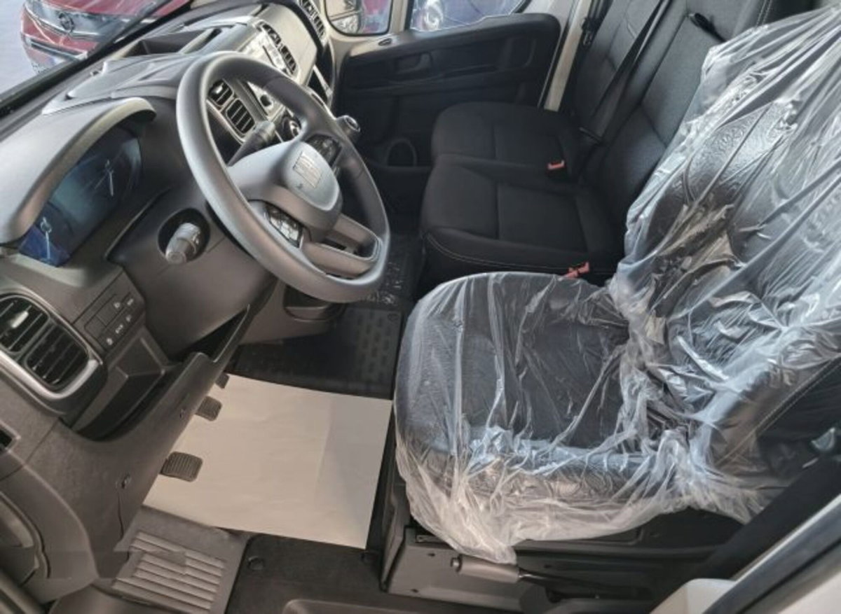 Fiat Ducato Furgone 35 MH2 2.2 mjt3 140cv AT9 serie 9 (5)