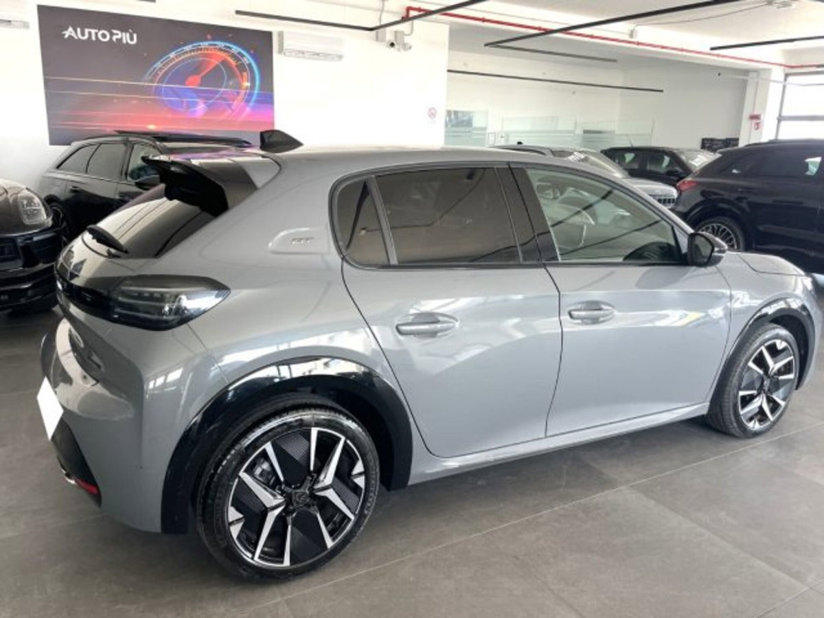 Peugeot 208 51 kWh GT (5)