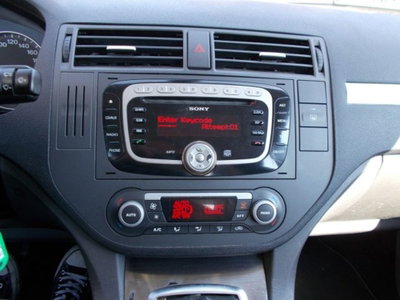 Ford C-Max 2.0 TDCi 136 CV Titanium DPF (11)