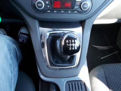 Ford C-Max 2.0 TDCi 136 CV Titanium DPF (16)