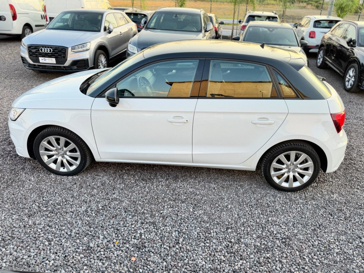 Audi A1 Sportback 1.4 TDI (8)