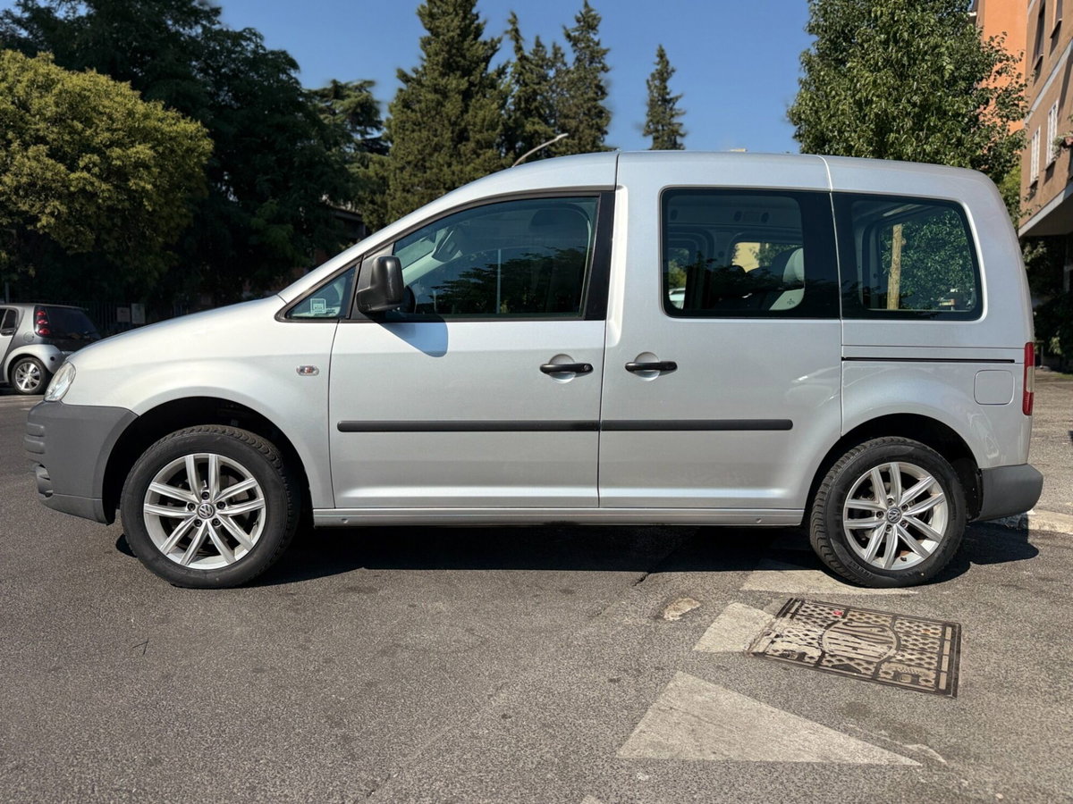 Volkswagen Veicoli Commerciali Caddy 2.0 Ecofuel 4p. Kombi (7)