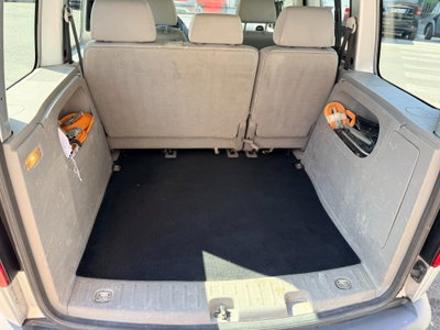 Volkswagen Veicoli Commerciali Caddy 2.0 Ecofuel 4p. Kombi (9)