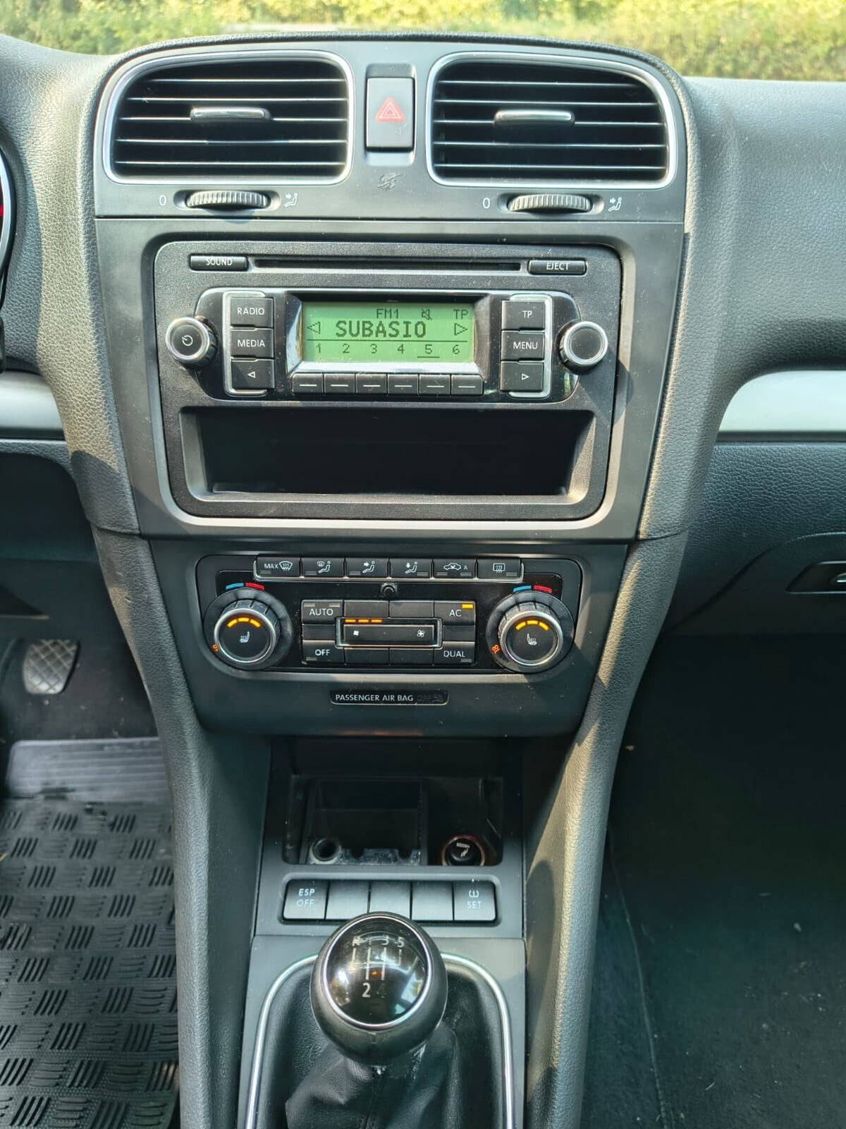Volkswagen Golf 2.0 TDI 110CV DPF 5p. Comfortline (12)