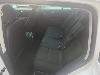 Volkswagen Tiguan 2.0 TDI 140 CV Sport & Style BlueMotion Tech. (11)