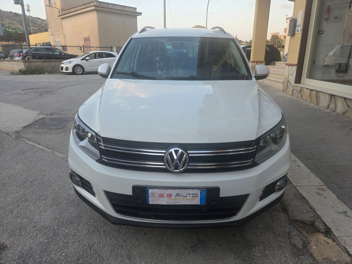 Volkswagen Tiguan 2.0 TDI 140 CV Sport & Style BlueMotion Tech. (6)