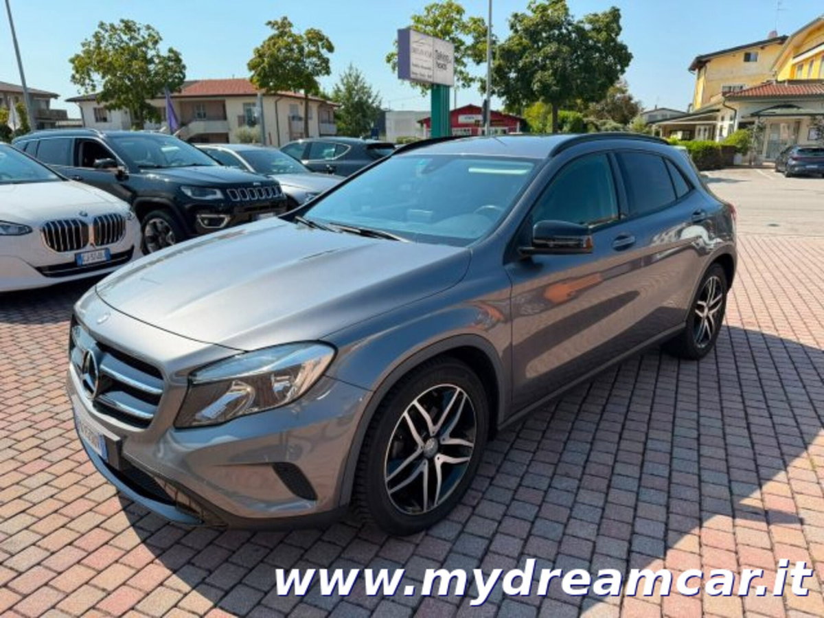 Mercedes-Benz GLA SUV 200 d Automatic Sport (2)