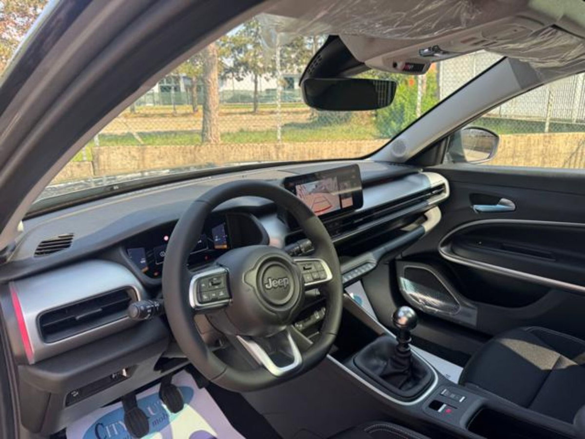 Jeep Avenger 1.2 turbo Summit fwd 100cv (8)