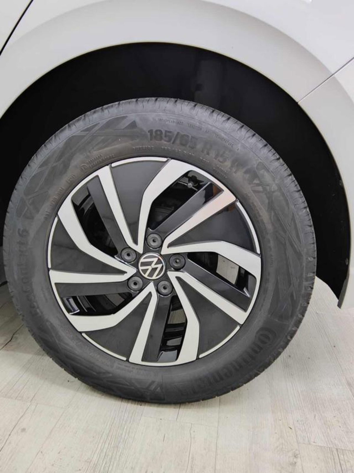 Volkswagen Polo 1.0 EVO (6)
