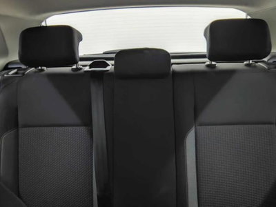 Volkswagen Polo 1.0 EVO (7)
