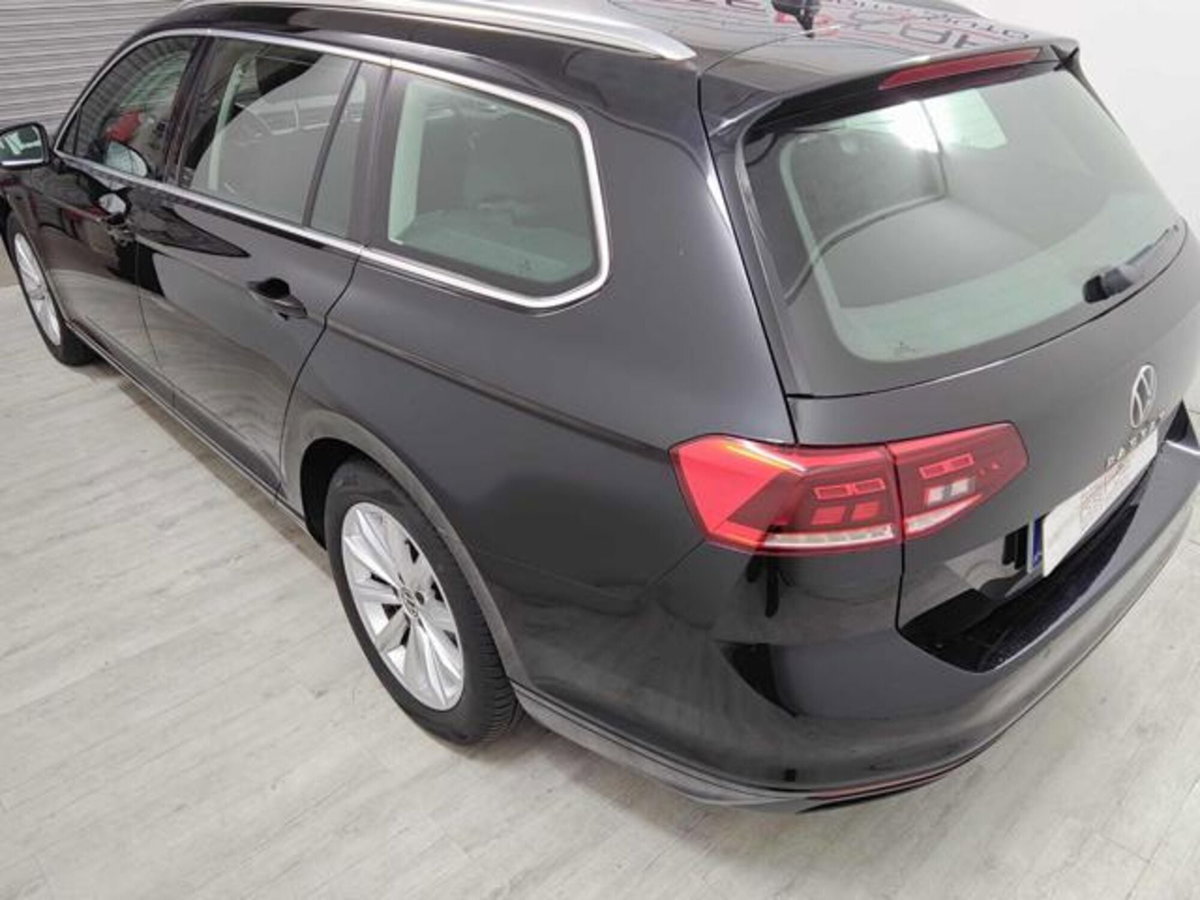 Volkswagen Passat Variant 2.0 TDI SCR 122 CV EVO DSG Business (3)