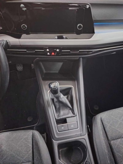 Volkswagen Golf 1.0 TSI EVO Life (5)