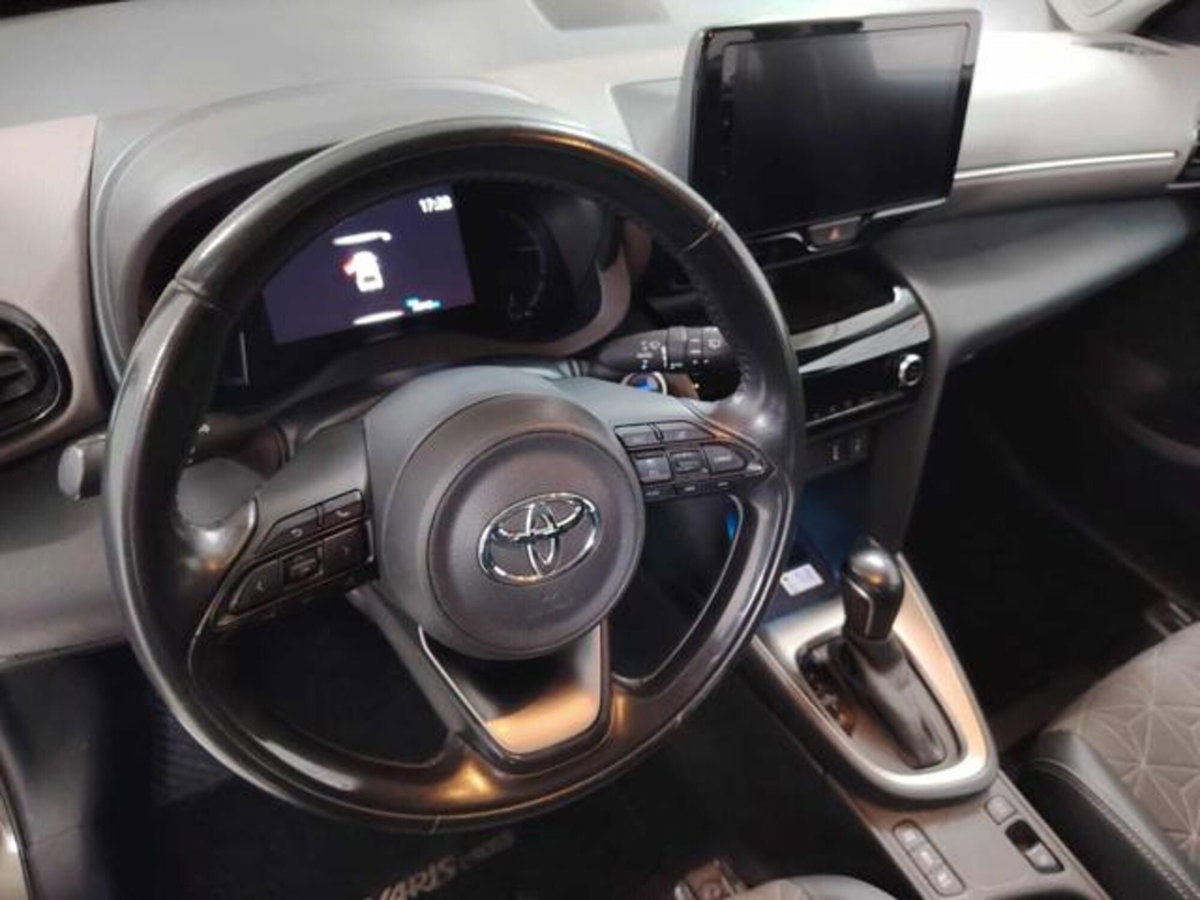 Toyota Yaris Cross 1.5 Hybrid 5p. E-CVT Lounge (3)