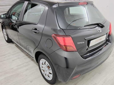 Toyota Yaris 1.0 5 porte Active (4)