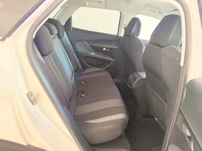 Peugeot 3008 PureTech Turbo 130 S&S Allure Pack (16)