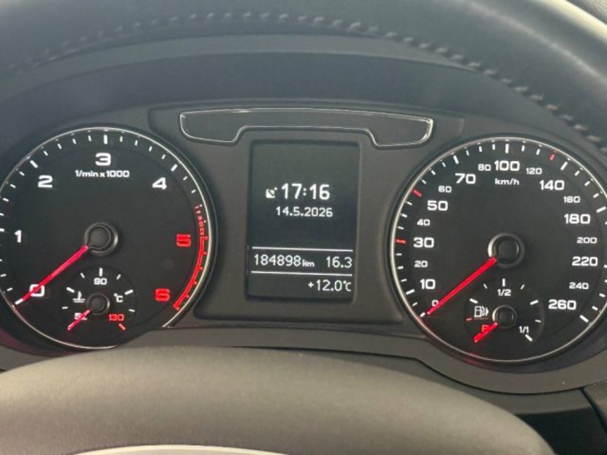 Audi Q3 2.0 TDI 150 CV quattro S tronic (15)