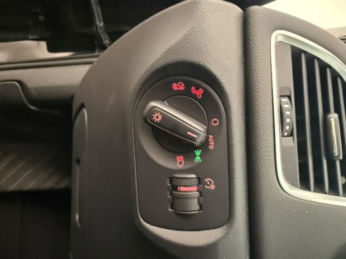 Audi Q3 2.0 TDI 150 CV quattro S tronic (18)