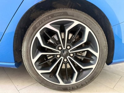 Ford Focus Station Wagon 1.0 EcoBoost 125 CV automatico SW ST-Line (4)