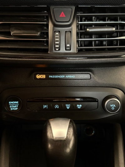 Ford Focus Station Wagon 1.0 EcoBoost Hybrid 155 CV SW ST-Line (14)