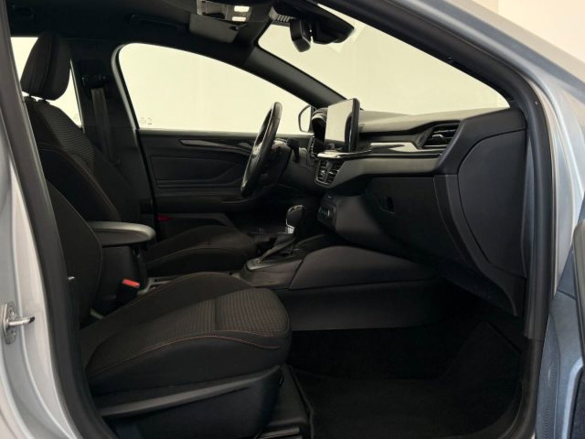 Ford Focus Station Wagon 1.0 EcoBoost Hybrid 155 CV SW ST-Line (20)