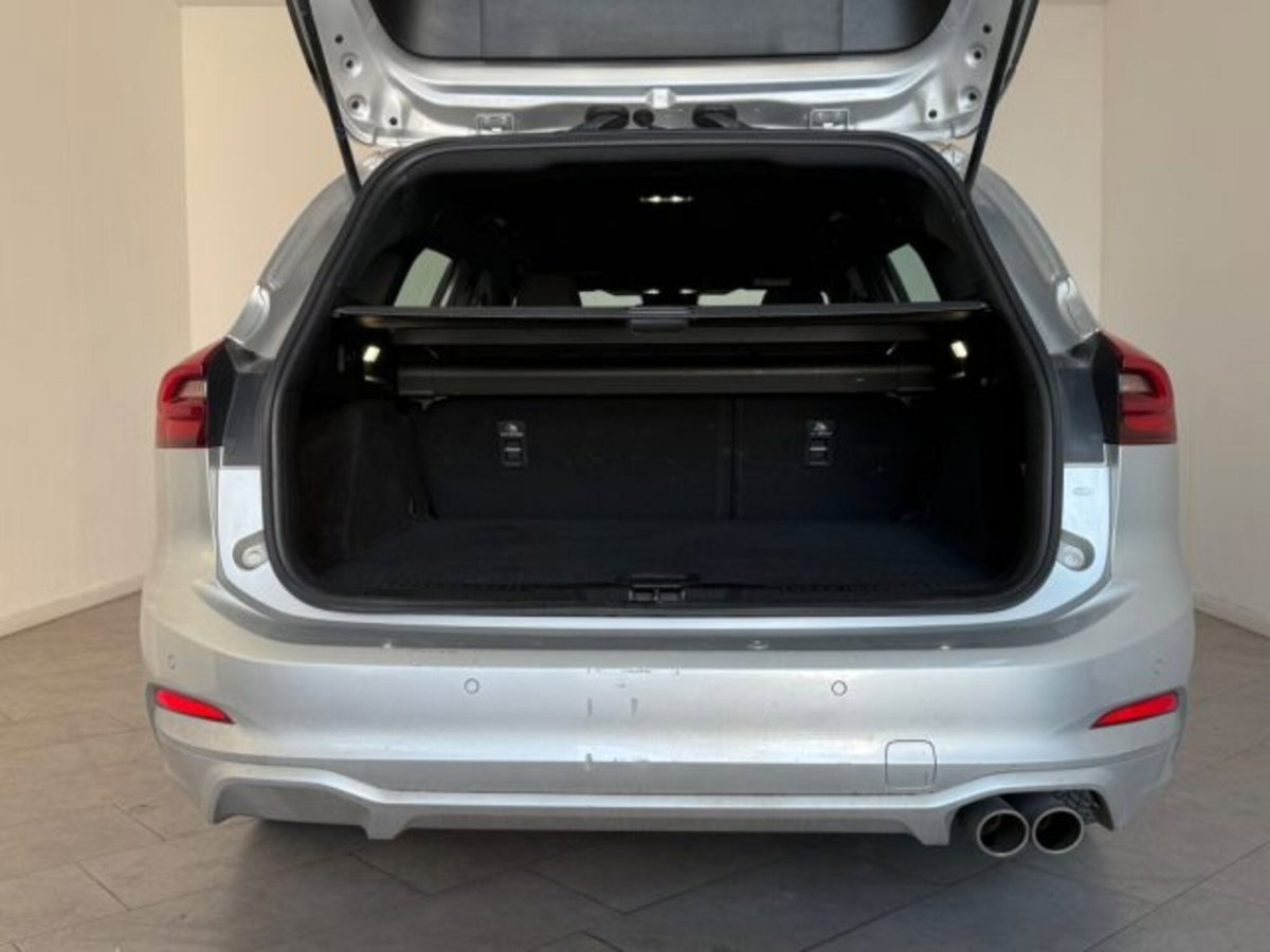 Ford Focus Station Wagon 1.0 EcoBoost Hybrid 155 CV SW ST-Line (6)