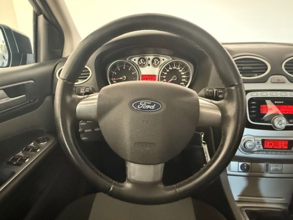 Ford Focus Station Wagon 1.6 (115CV) SW Bz.- GPL Ikon (8)