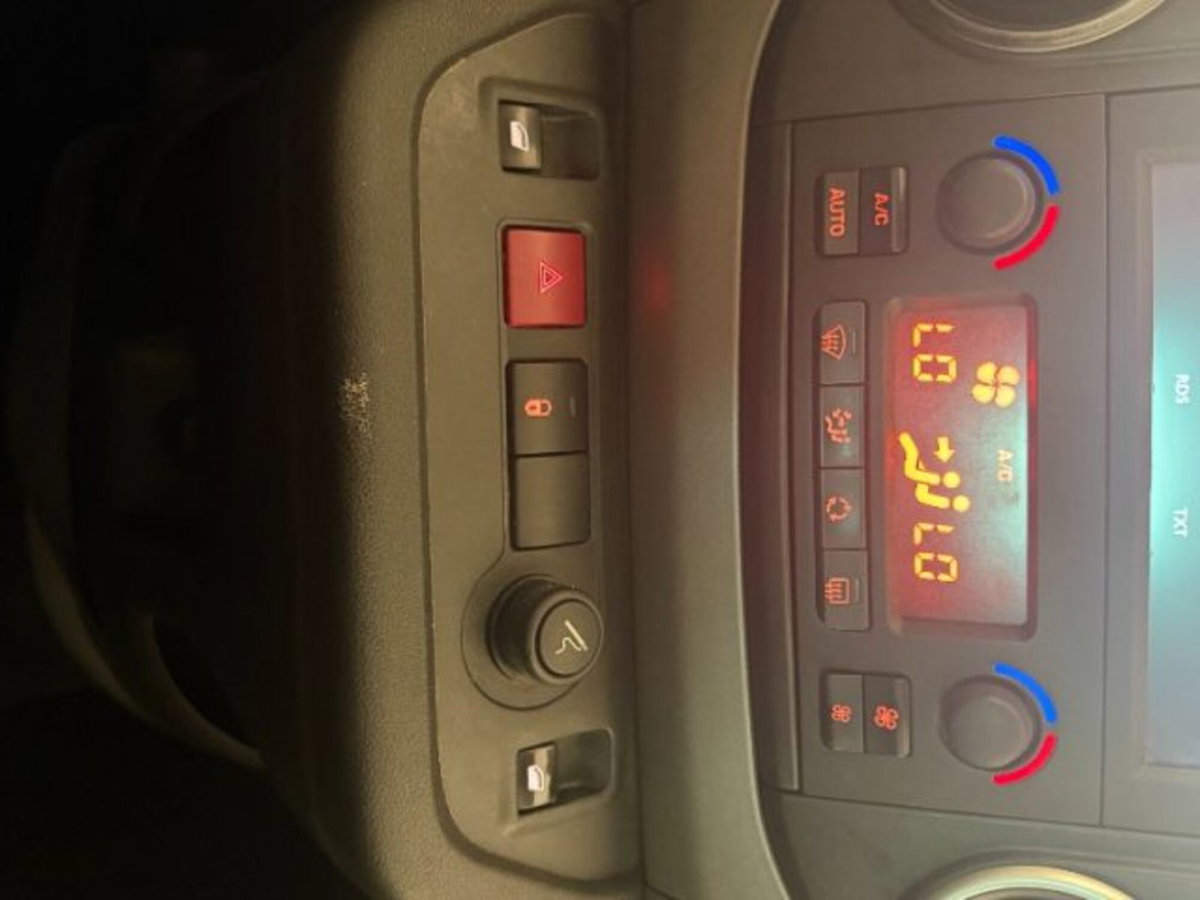 Citroen Berlingo Multispace BlueHDi 100 S&S ETG6 Feel (14)