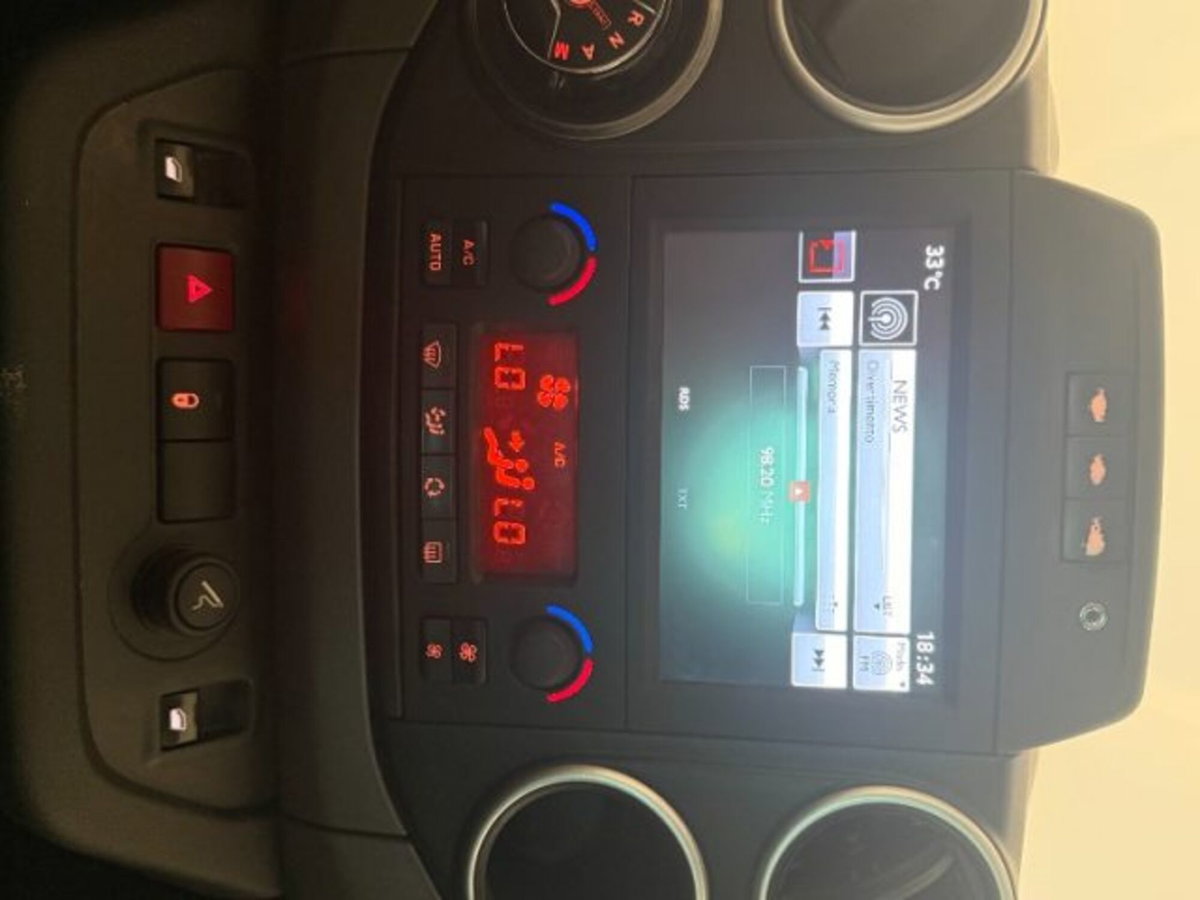 Citroen Berlingo Multispace BlueHDi 100 S&S ETG6 Feel (17)