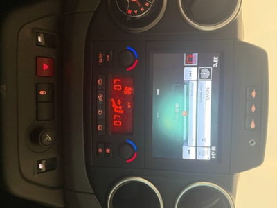 Citroen Berlingo Multispace BlueHDi 100 S&S ETG6 Feel (17)