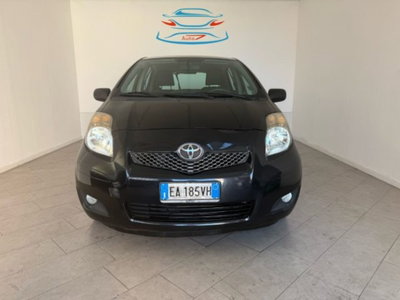 Toyota Yaris 1.0 5 porte Sol usata