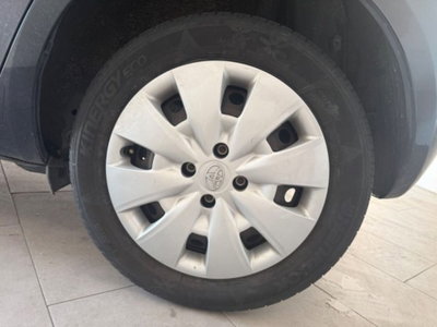 Toyota Yaris 1.0 5 porte Sol (8)