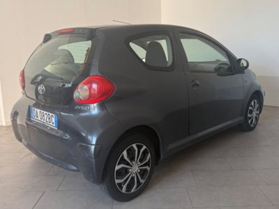 Toyota Aygo 1.0 12V VVT-i 3 porte Sol (6)