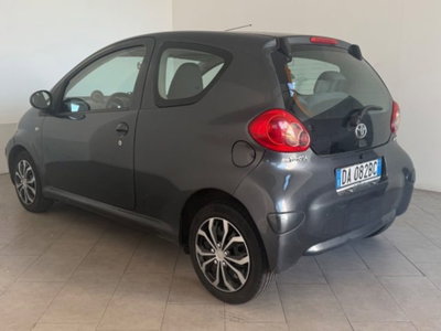 Toyota Aygo 1.0 12V VVT-i 3 porte Sol (7)