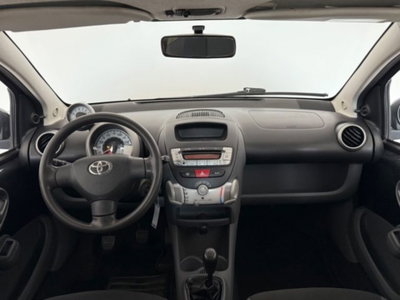 Toyota Aygo 1.0 12V VVT-i 3 porte Sol (12)